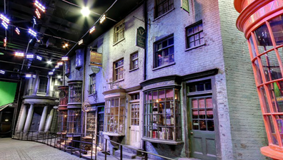 In Muggle News: Google Street View Now Let’s You Explore the Diagon Alley Set From Harry Potter