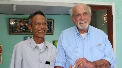 PICTURE – Doctor Reunites Vietnam Veteran With His Arm… 47 Years After The Amputation