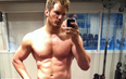 Now This Is What We Call A Selfie! Chris Pratt Shares Topless Snap