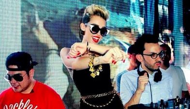 “Busted Taking Selfies” – Miley Cyrus Looks Thinner Than Ever As She Tweets Snaps