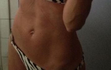 PICTURE: Television Actress Flaunts Toned Tummy On Twitter