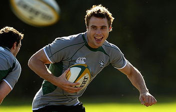 Tommy Bowe Talks To Her About Sunday Roasts, Joe Brolly, Heineken Cup Dreams And Fangirls