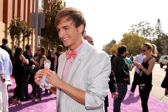 “I Feel Awkward!”: Nickelodeon Star Comes Out as Gay on YouTube