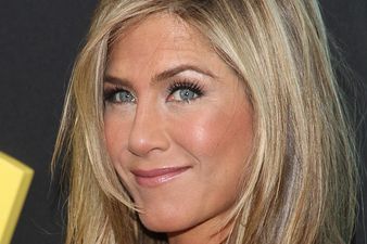 Jennifer Aniston Undergoing “IVF Treatments”