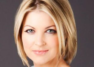 Irish Television Presenter Weds Long-Term Boyfriend