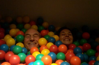 X-Men Star Announces He’s Married With Cute Twitter Pic