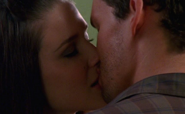 Hearts Broken: Television Hottie Is OFF The Market