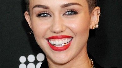 Twerk Is Cancelled! Vogue Axe Miley Cyrus From Coveted Front Cover