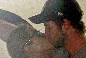 Liam Locks Lips With Mexican Actress A Day After Split