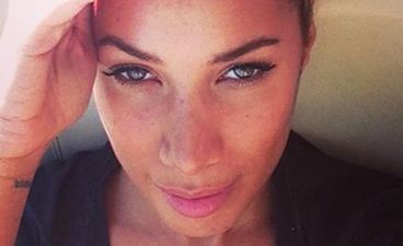 Scarlet For Her: Pop Star Shares Snap of New Red Hair