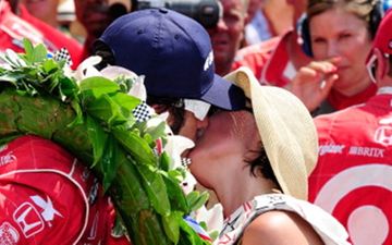 Actress “Patching Things Up” With Estranged Husband After Serious Car Crash