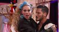 VIDEO – Elizabeth Berkley Recreates A Famous Scene From Saved By The Bell For Dancing With The Stars