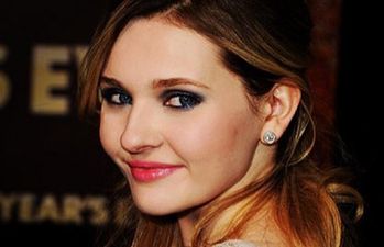 Actress Strips Off For Risqué Photo Shoot