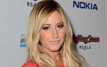 Barefaced Beauty: Actress Posts Makeup-Free Snap