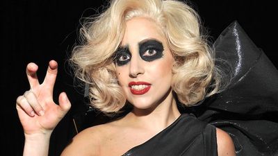 Singer Admits To Marijuana Addiction To Cope With Pain Of Hip Surgery