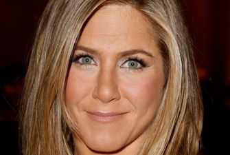 Jennifer Aniston Apparently Converted Her Garage To A Walk-In Closet. Yes, Walk-In Closet