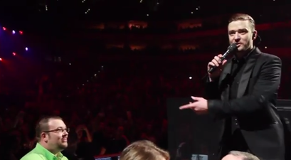 VIDEO – What A Gent! Justin Timberlake Helps Fan Propose To His Girlfriend