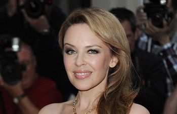 PICTURE: Singer Shows Off Her Most Famous Ass-et