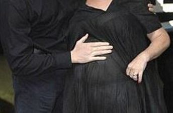 Television Actress Welcomes Baby Girl