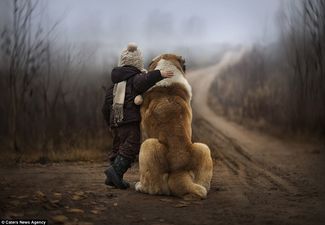 Magical: Mother Photographs Young Sons With Some Furry Friends