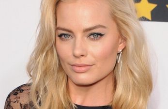 PICTURE: Margot Robbie Rules the Red Carpet at Critics’ Choice Awards