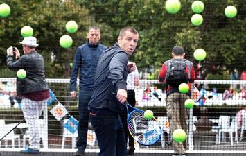 Beady Eye On The Ball – Liam Gallagher Is Bat Crazy About Roger Federer