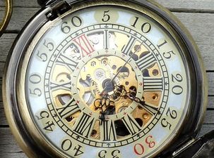 Eleven Of The Best Alice In Wonderland Products You Can Buy Right Now On Etsy