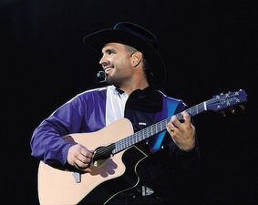 What He’s Doing Now… Garth Brooks To Play For Dublin GAA?