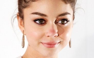 Man Charged With Indecently Assaulting Modern Family Actress Sarah Hyland