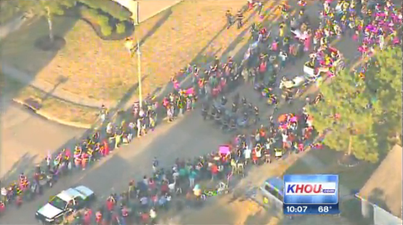 Hundreds Help Organise ‘Princess Day’ For Five-Year-Old With Terminal Cancer