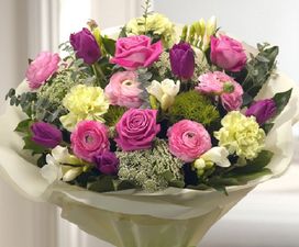 WIN!! The Perfect Mother’s Day Gift From Flowers Made Easy (And A Special Discount On All Orders!) [COMPETITION CLOSED]