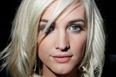 He Makes Her Wanta LaLa – Ashlee Simpson Takes Gatsby Inspired Snap of Engagement Party