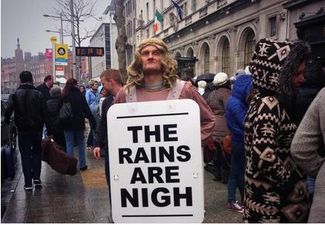 PICTURE – This Hero Of A Man Is Eagerly Awaiting The Arrival Of Russell Crowe For The Noah Premiere In Dublin