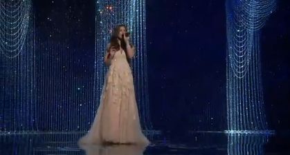 Watch: Idina Menzel Belts Out Frozen’s “Let it Go” at the Oscars