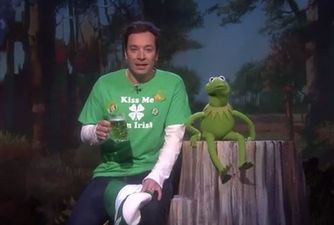 VIDEO: Jimmy Fallon and Kermit Perform It’s Not Easy Being Green