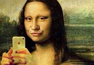 Psychiatrists Are Starting To Consider That “Selfie-Addiction” Could Be A Real Thing