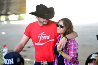 In Pictures: Is That A Baby Bump? Mila Kunis And Ashton Kutcher Hang Out At Musical Festival