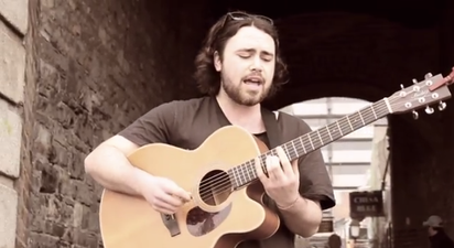 WATCH: Rather Be – Dublin Musician Takes To The Streets To Perform Acoustic Cover