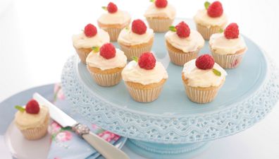 Feel Good Recipe: Lemon and Fresh Raspberry Mini-Cupcakes
