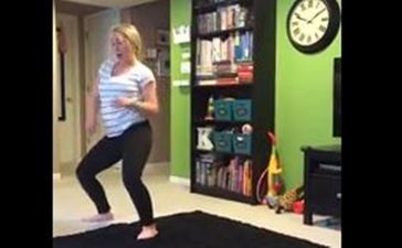 VIDEO: Dancing Mum Bum-ps Daughter To Ground