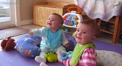 VIDEO: This Compilation Of Excited Babies Greeting Their Dads Is Just Adorable