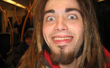 Norwegian Artist Cooks And Eats His Own Hip All In The Name of Art