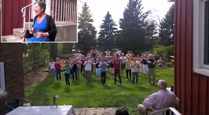 Family Members And Friends Perform Touching Flash Mob For Terminally Ill Woman
