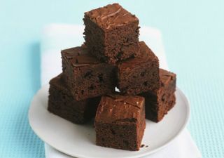 Feel Good Recipe: LowLow Mocha, White Chocolate And Pecan Brownies