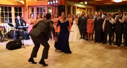 WATCH: One Bride’s Surprise When Her Husband Pulls Off Wedding Dance Surprise… With His Mum