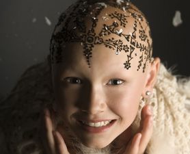 Henna Heals – Tattoo Crowns Bring Confidence To Women Experiencing Hair Loss