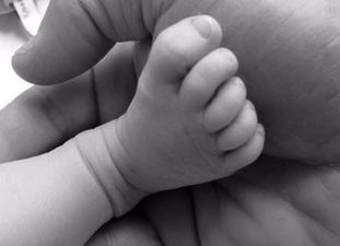 Television Star Scott Wolf And Wife Kelley Limp Welcome Baby Girl