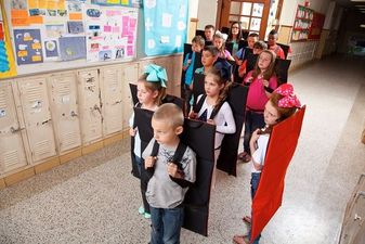 This Company Has Designed A Bulletproof Blanket To Protect Children During School Shootings