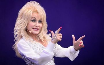 ‘She Sings Live’ – Dolly Parton’s Rep Slams Rumours That She Mimed During Epic Glastonbury Performance