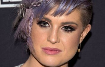 Kelly Osbourne Gets Tattoo On Side Of Head
